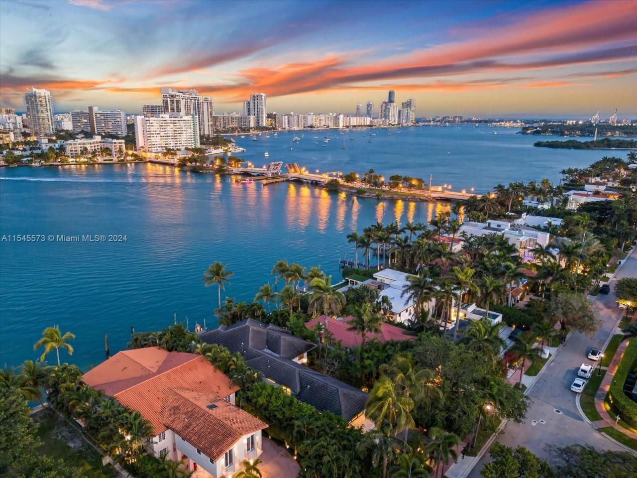 401 E Rivo Alto Dr, Miami Beach, FL 33139 Photo