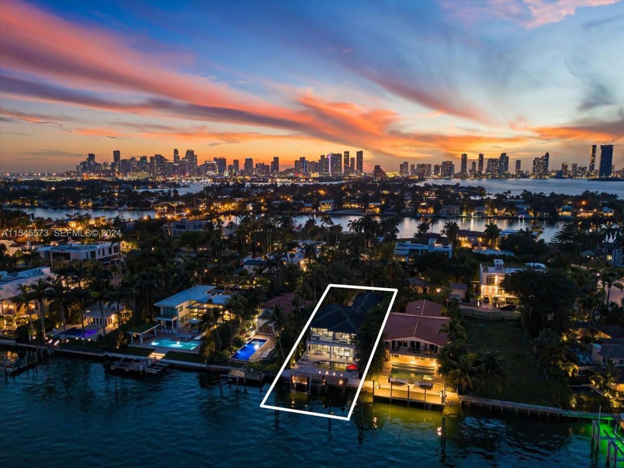 401 E Rivo Alto Dr, Miami Beach, FL 33139 Photo
