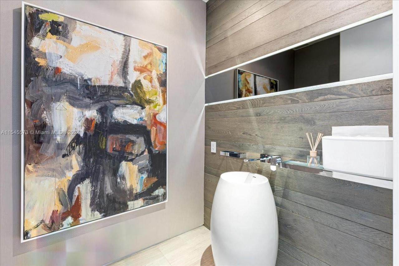 401 E Rivo Alto Dr, Miami Beach, FL 33139 Photo