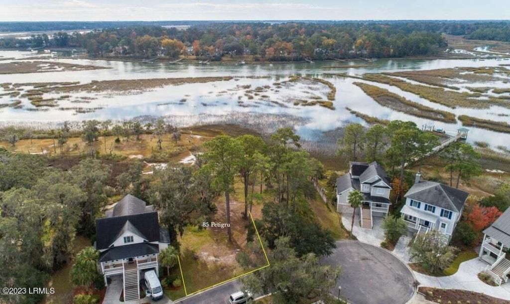 85 Petigru Drive Photo 2