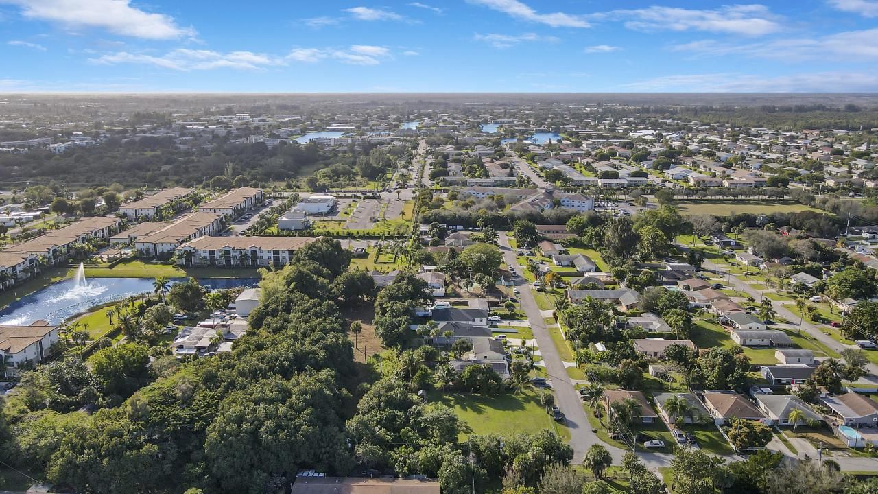 4838 Badger Avenue, West Palm Beach, FL 33417 Photo