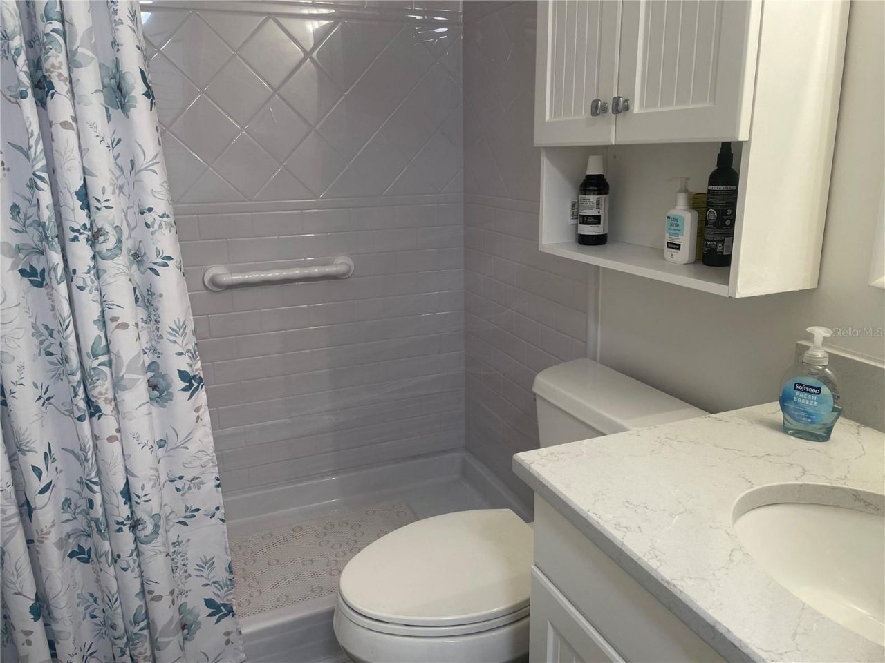 1310 Glen Oaks Drive E, Unit 182E, Sarasota, FL 34232 Photo