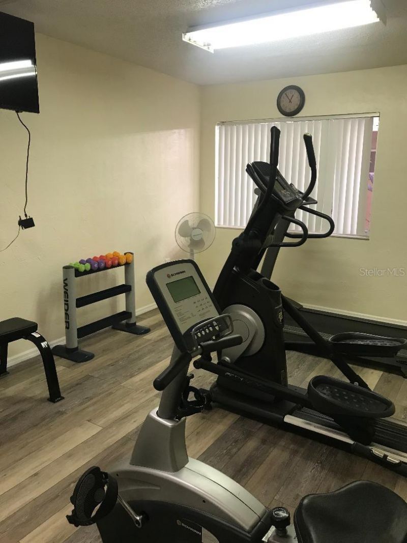 1310 Glen Oaks Drive E, Unit 182E, Sarasota, FL 34232 Photo