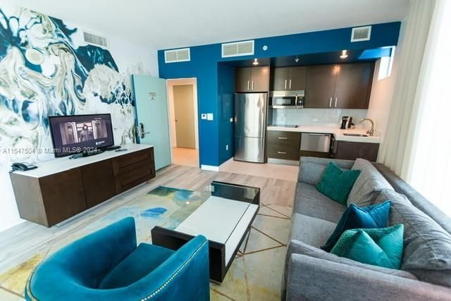 17315 Collins Ave, Unit 1105, Sunny Isles Beach, FL 33160 Photo