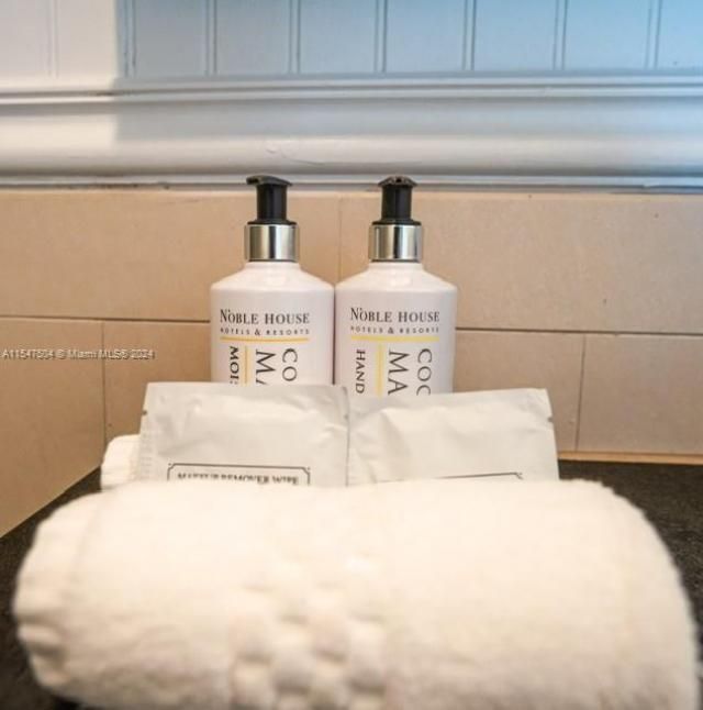 17315 Collins Ave, Unit 1105, Sunny Isles Beach, FL 33160 Photo