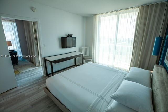 17315 Collins Ave, Unit 1105, Sunny Isles Beach, FL 33160 Photo