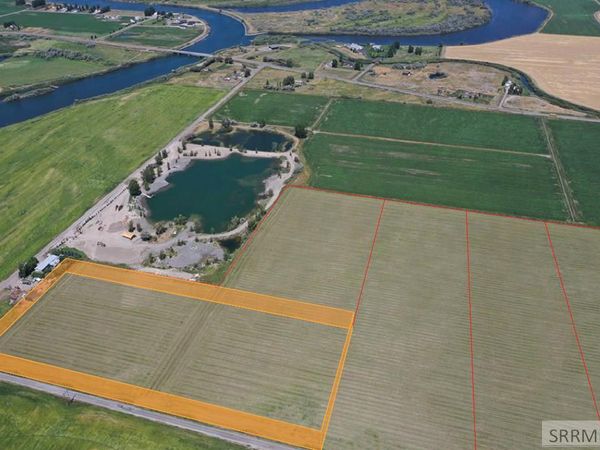 1A E 600 N, MENAN, ID 83434