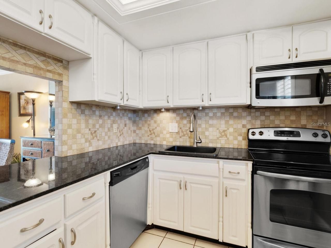 600 Sutton Place, Unit 201, Longboat Key, FL 34228 Photo