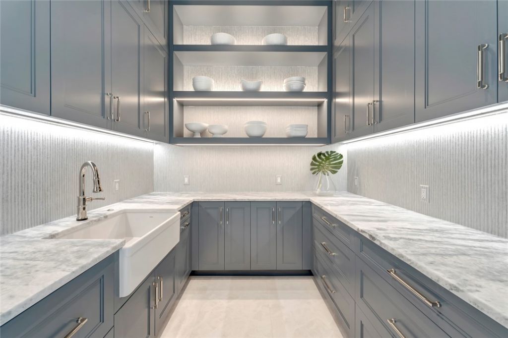 330 N Blue Wave Lane, Vero Beach, FL 32963 Photo