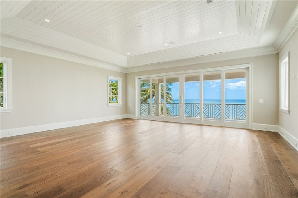 330 N Blue Wave Lane, Vero Beach, FL 32963 Photo