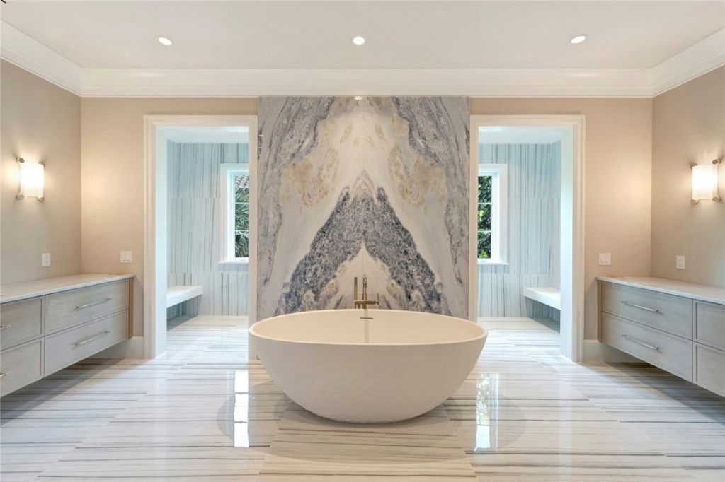 330 N Blue Wave Lane, Vero Beach, FL 32963 Photo