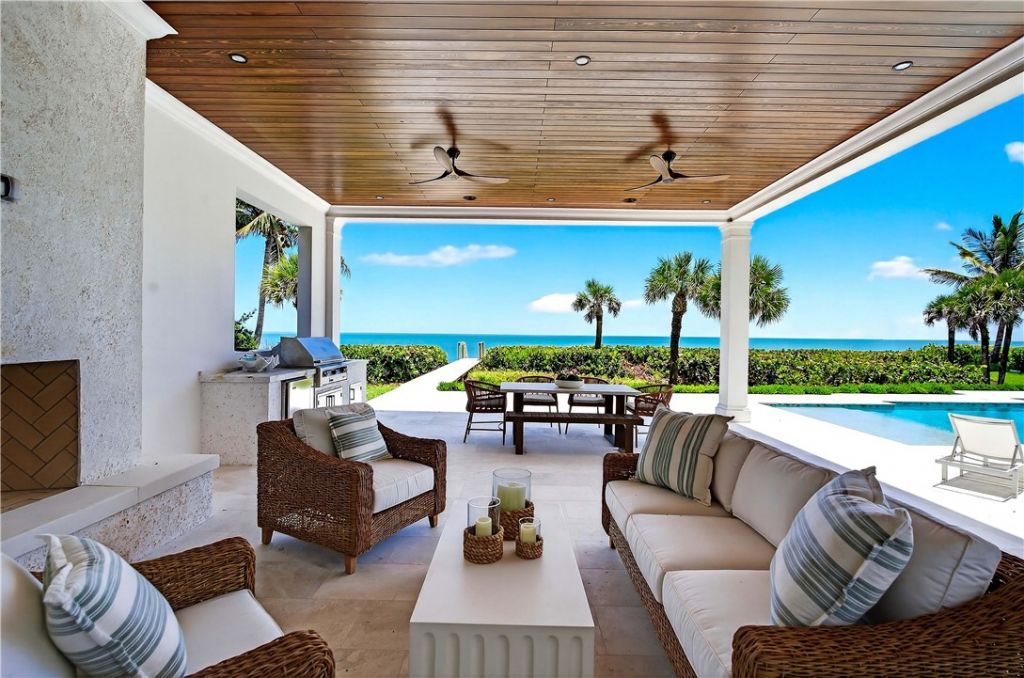 330 N Blue Wave Lane, Vero Beach, FL 32963 Photo