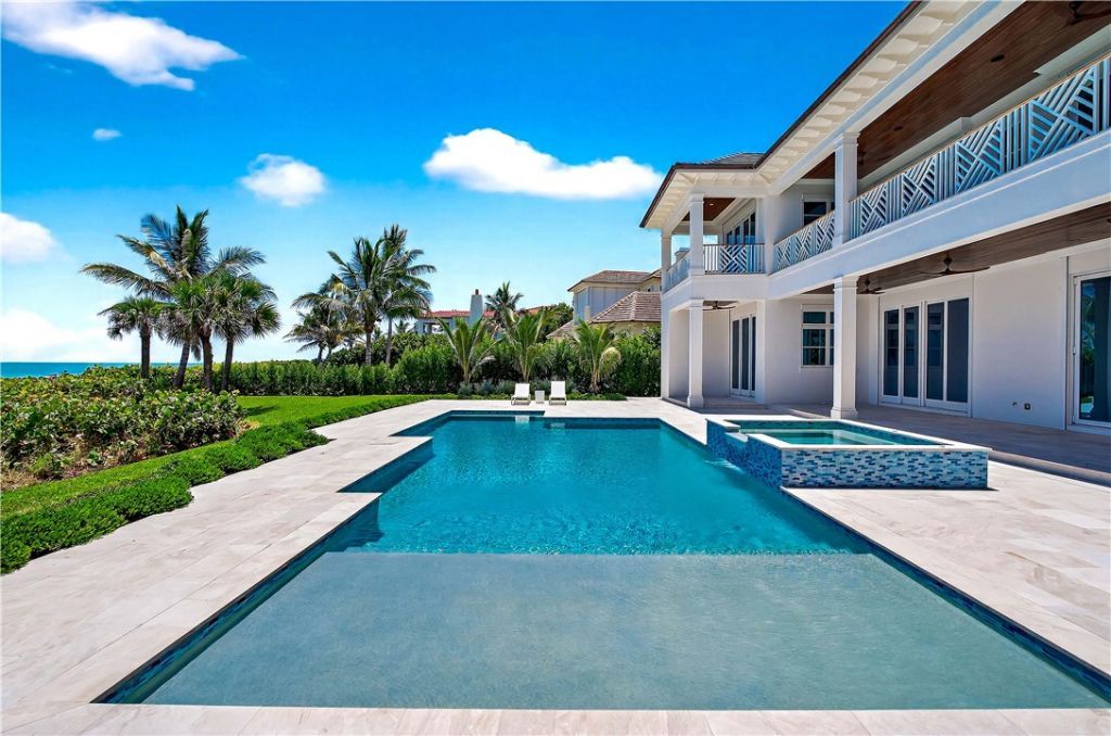 330 N Blue Wave Lane, Vero Beach, FL 32963 Photo