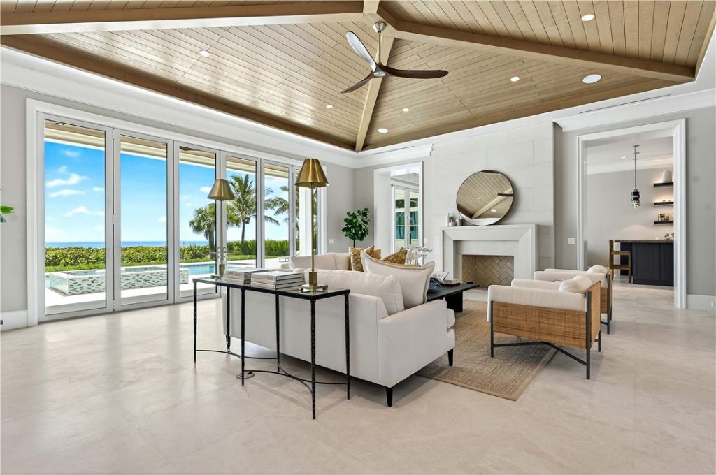 330 N Blue Wave Lane, Vero Beach, FL 32963 Photo