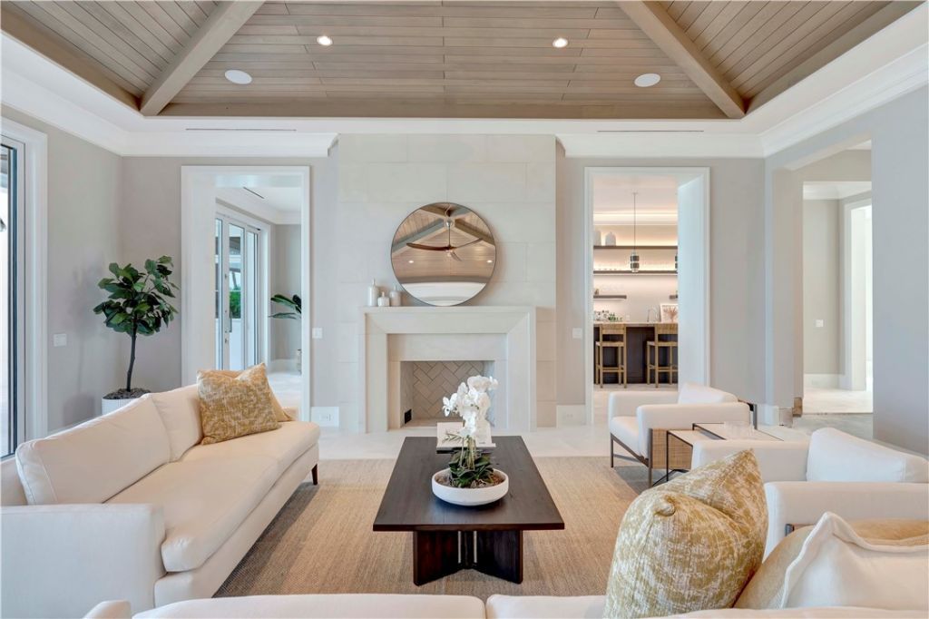 330 N Blue Wave Lane, Vero Beach, FL 32963 Photo