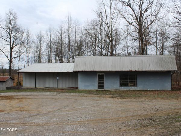 2110 Pickett Park Hwy, Jamestown, TN 38556