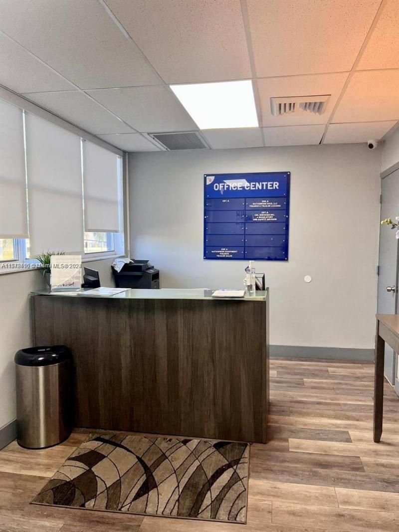 9101 W Okeechobee Rd, Unit 206A, Hialeah Gardens, FL 33016 Photo