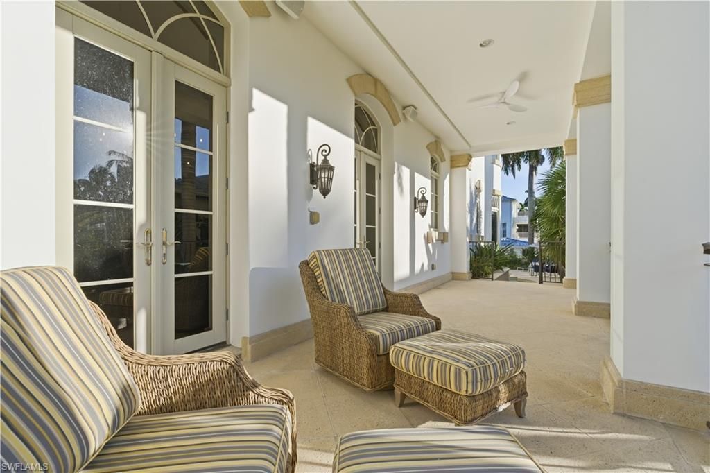 40 5th Ave S, Naples, FL 34102 Photo