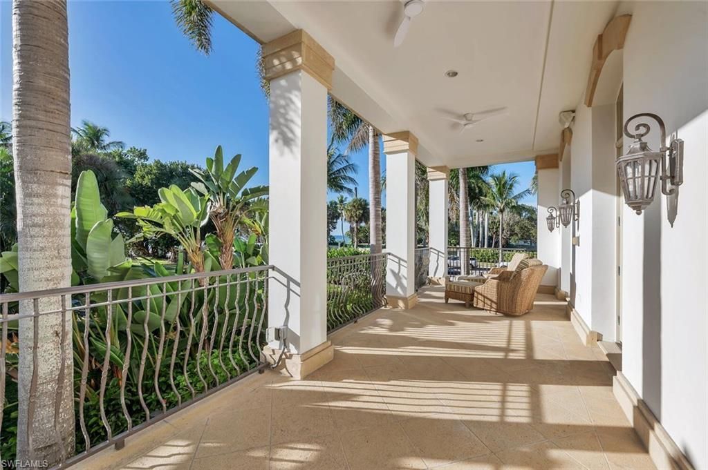 40 5th Ave S, Naples, FL 34102 Photo