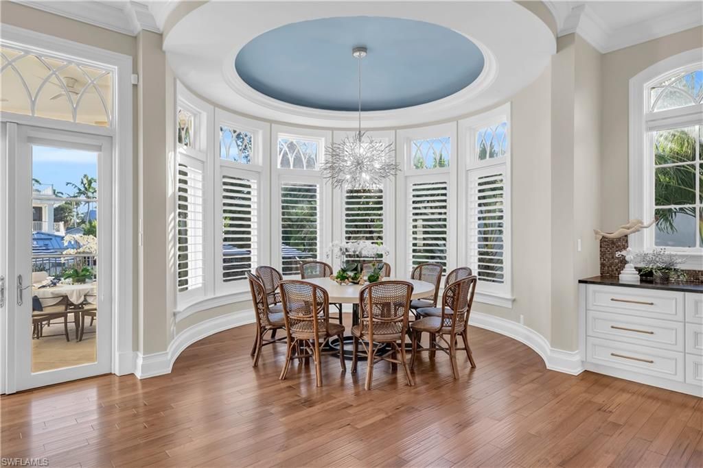 40 5th Ave S, Naples, FL 34102 Photo