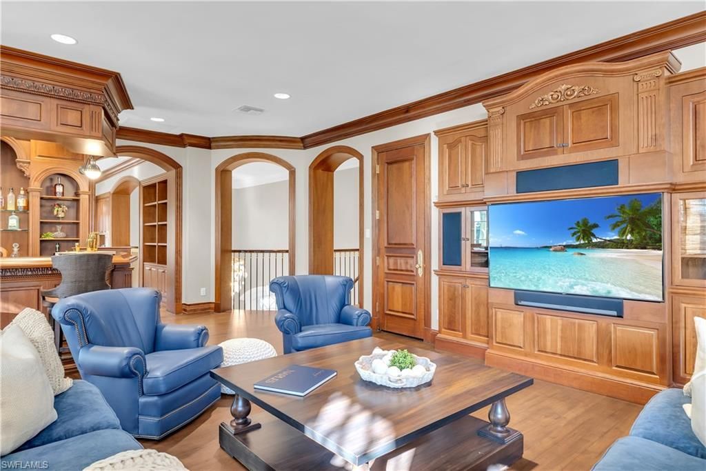 40 5th Ave S, Naples, FL 34102 Photo