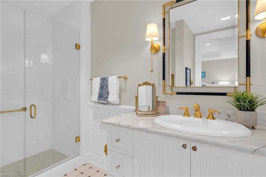 40 5th Ave S, Naples, FL 34102 Photo