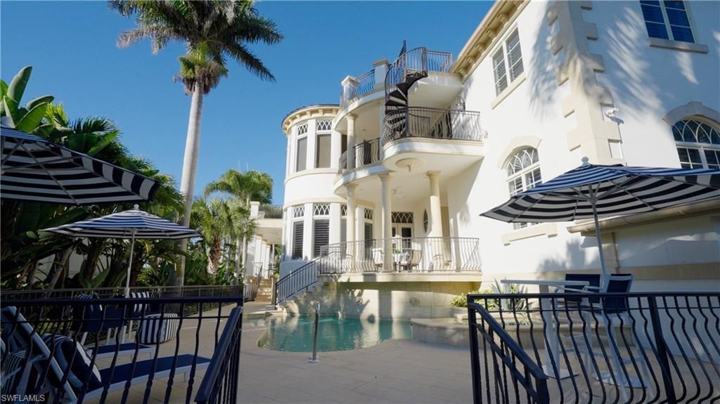 40 5th Ave S, Naples, FL 34102 Photo