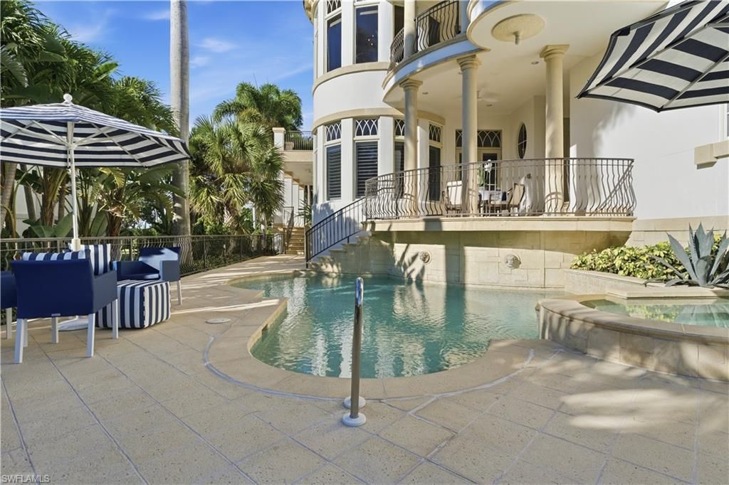 40 5th Ave S, Naples, FL 34102 Photo