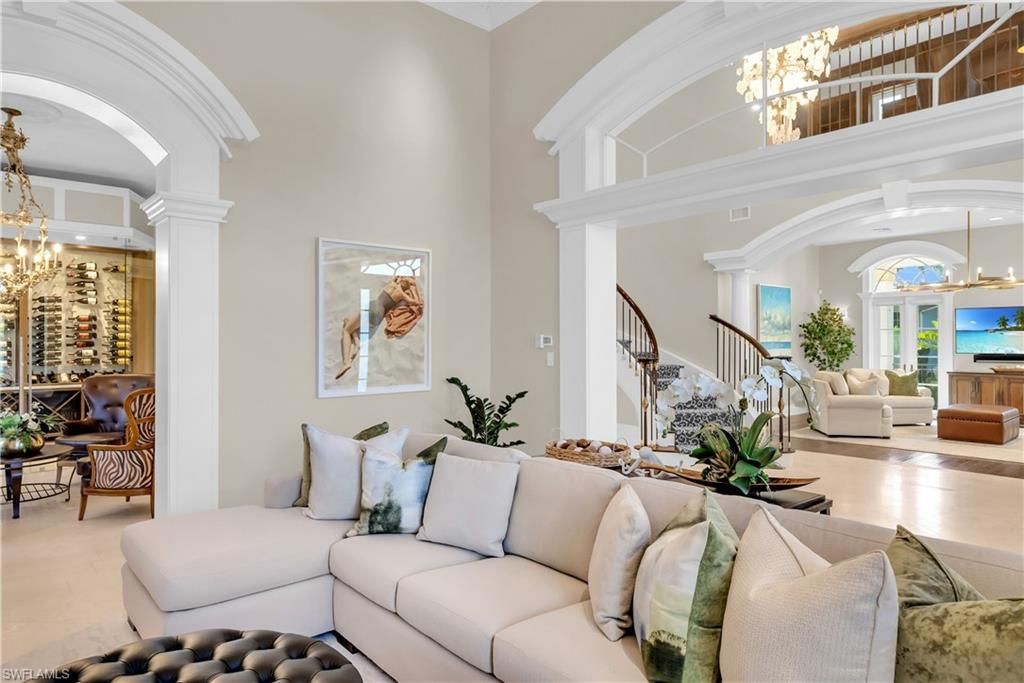 40 5th Ave S, Naples, FL 34102 Photo