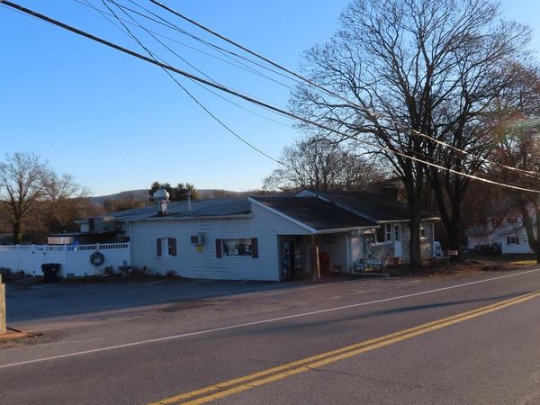 423 W MAIN STREET, FAYETTEVILLE, PA 17222