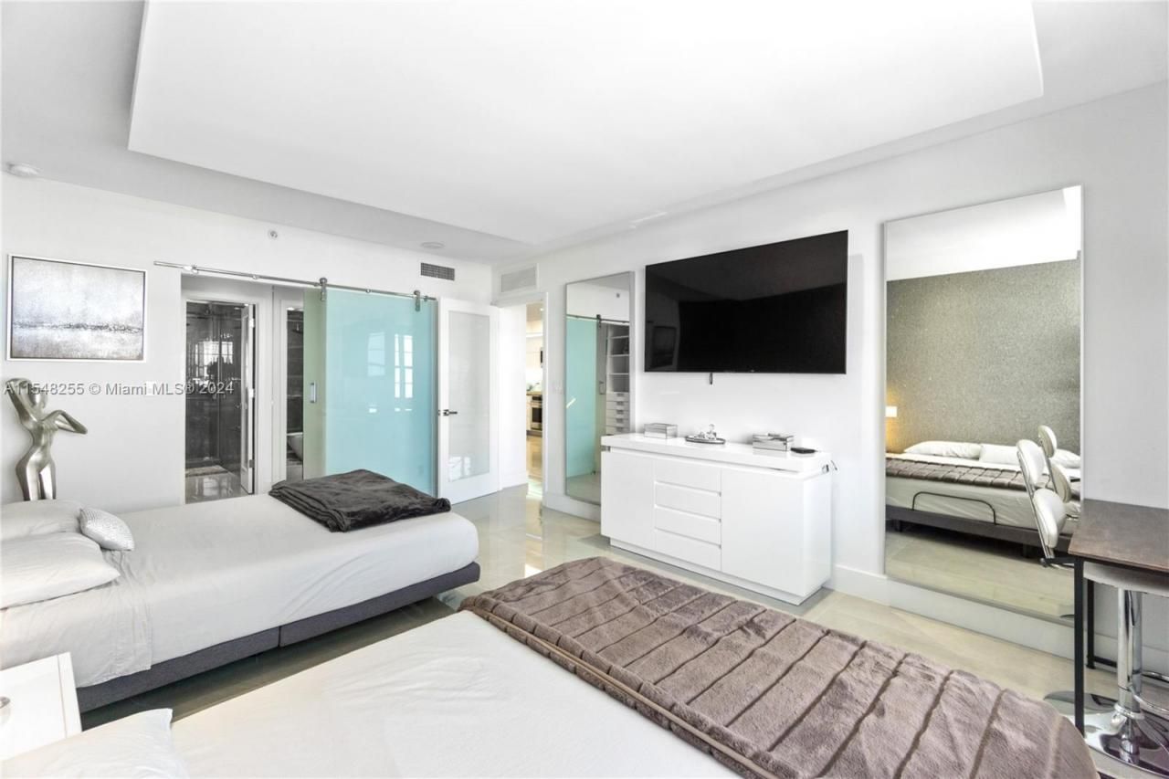 100 Lincoln Rd, Unit 1602, Miami Beach, FL 33139 Photo