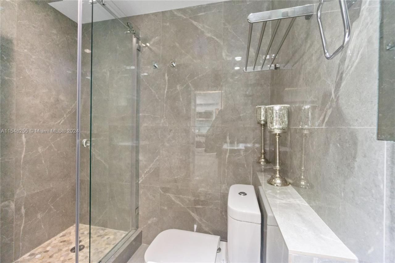 100 Lincoln Rd, Unit 1602, Miami Beach, FL 33139 Photo
