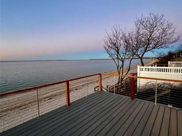23A Oakhurst, Hampton Bays, NY 11946