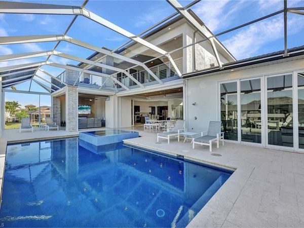 5610 De Soto CT, CAPE CORAL, FL 33904