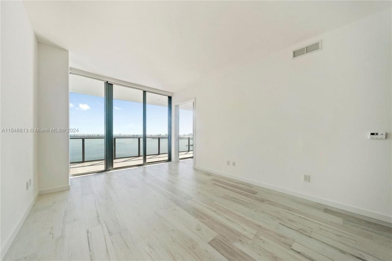 480 NE 31st St, Unit 2202, Miami, FL 33137 Photo