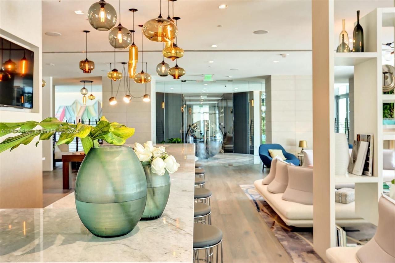 480 NE 31st St, Unit 2202, Miami, FL 33137 Photo