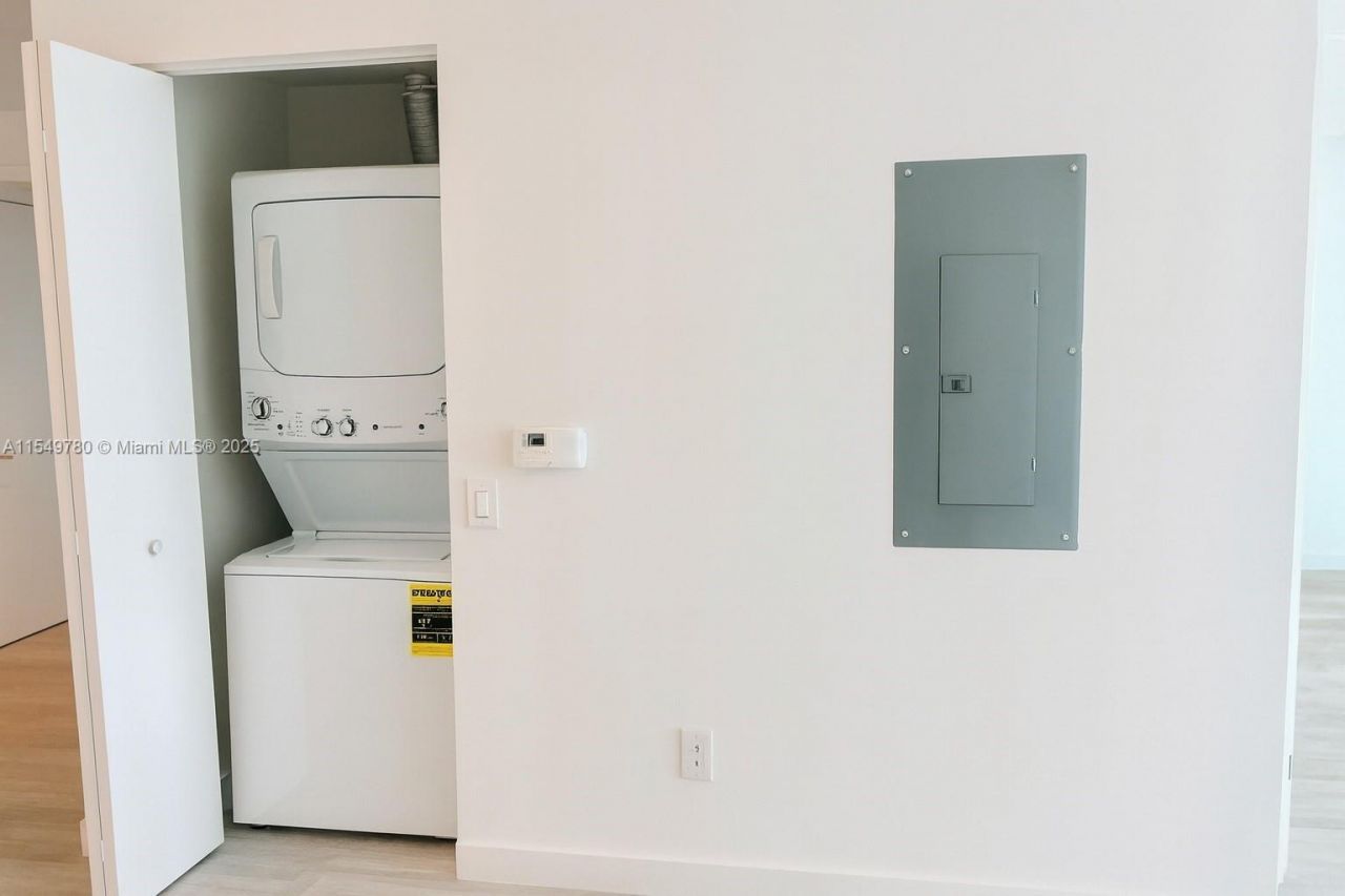 501 NE 31st St, Unit 3004, Miami, FL 33137 Photo