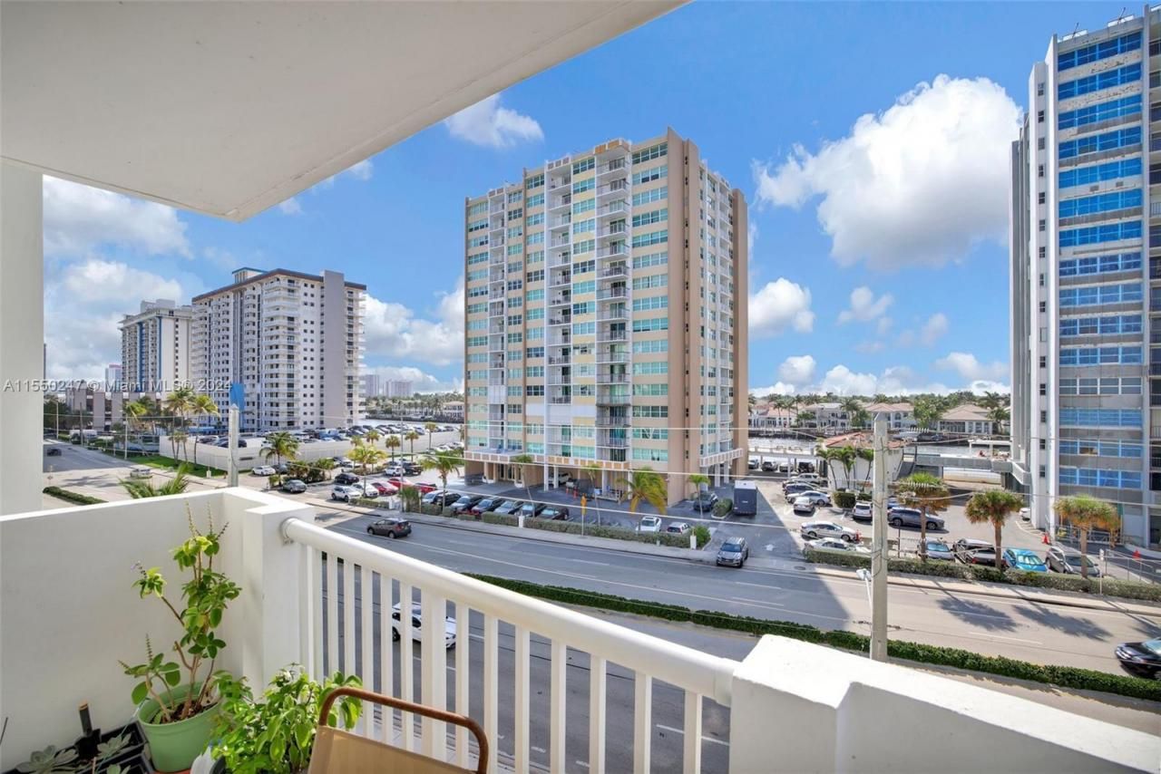 1601 S Ocean Dr, Unit 501, Hollywood, FL 33019 Photo