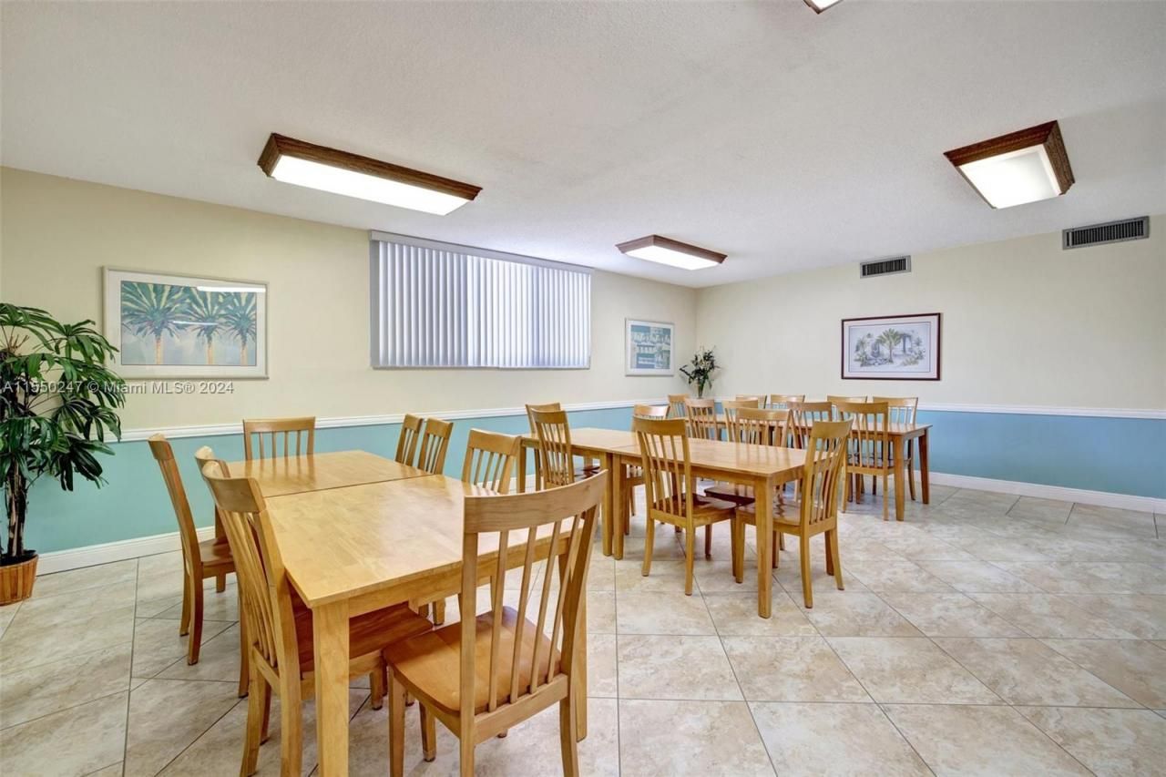 1601 S Ocean Dr, Unit 501, Hollywood, FL 33019 Photo