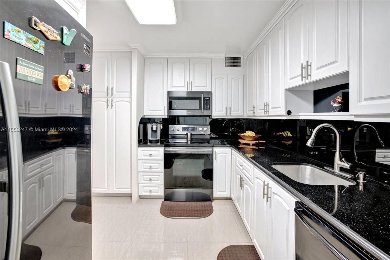 1601 S Ocean Dr, Unit 501, Hollywood, FL 33019 Photo