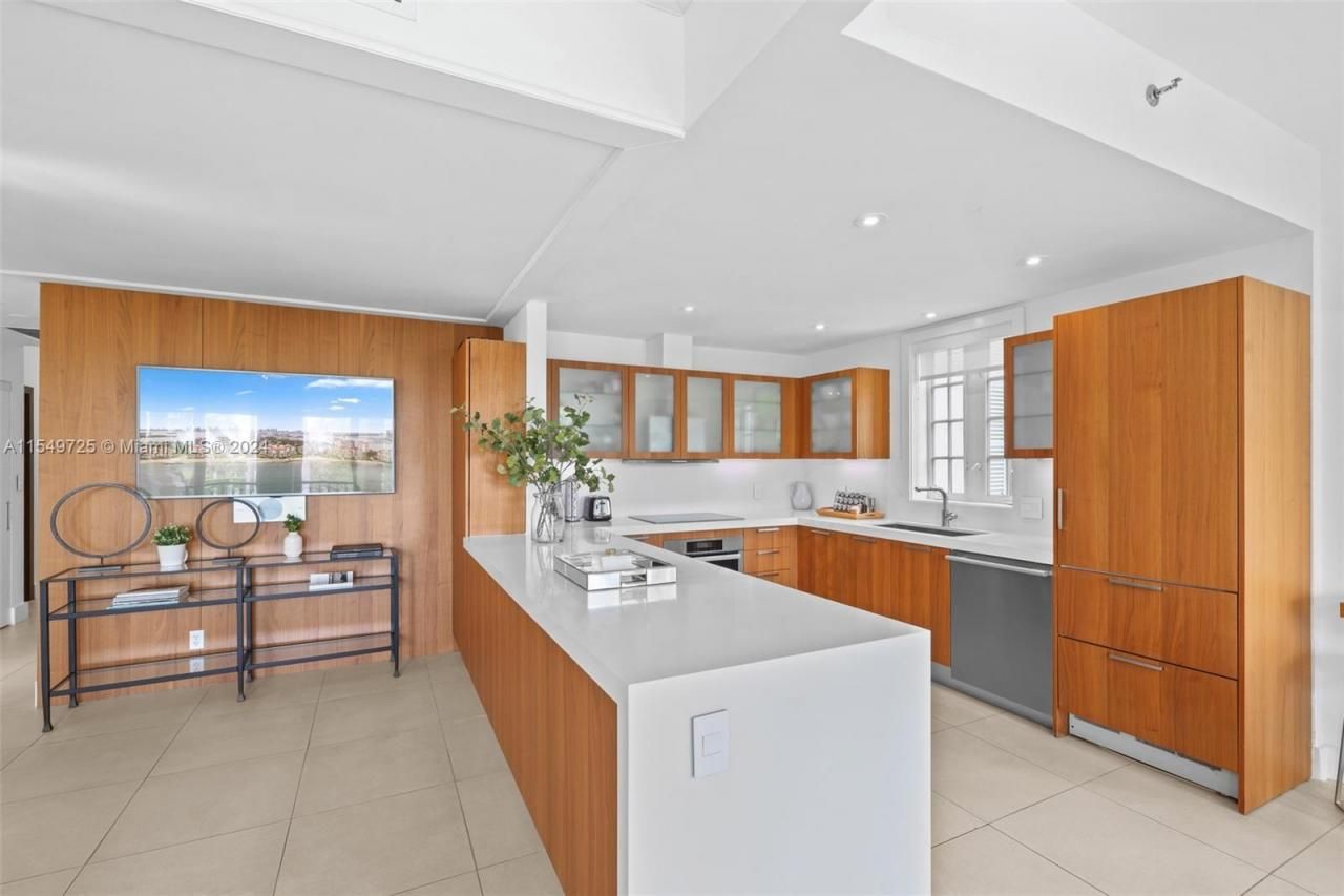 19127 Fisher Island Dr, Unit 19127, Miami Beach, FL 33109 Photo