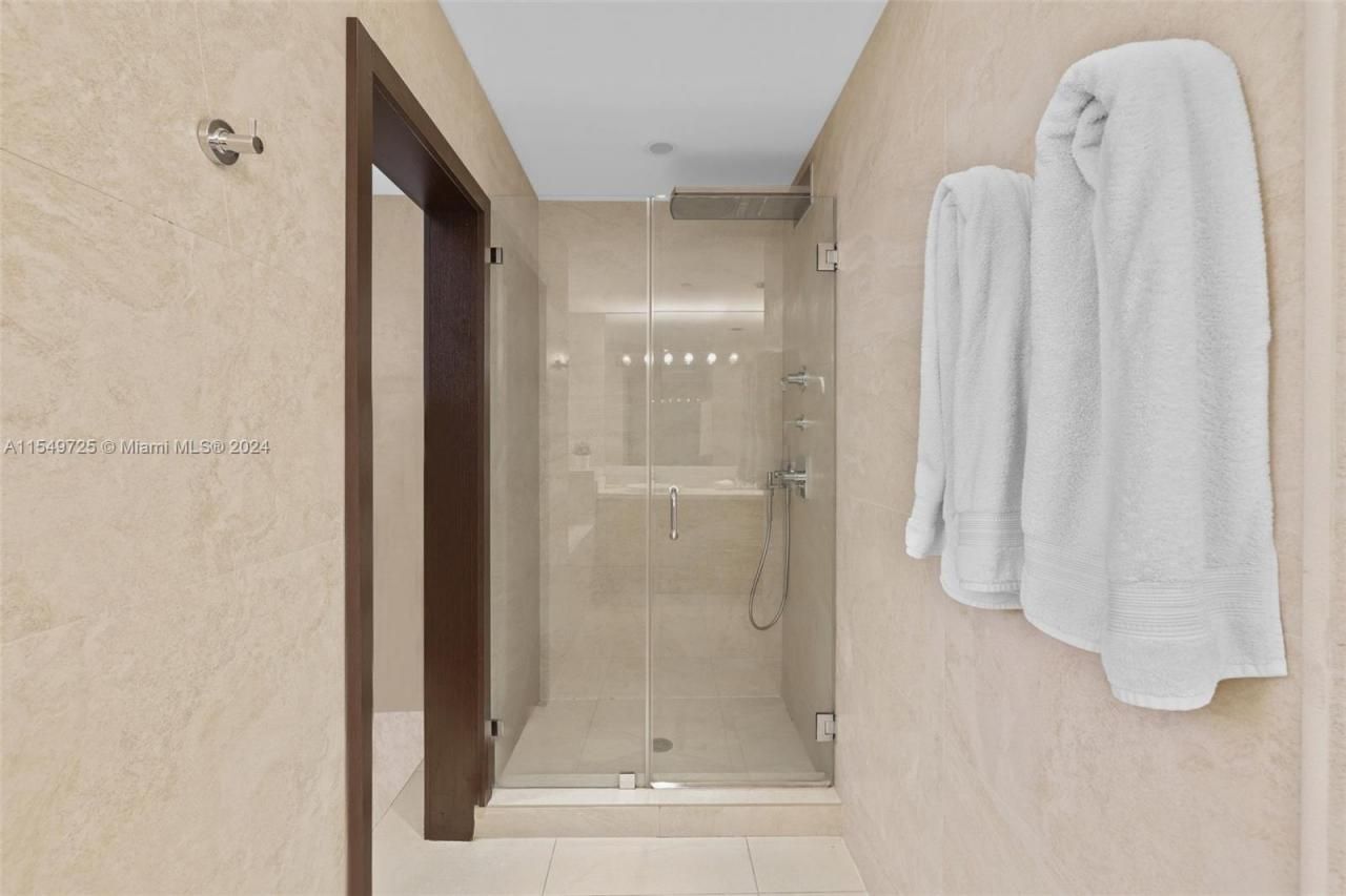 19127 Fisher Island Dr, Unit 19127, Miami Beach, FL 33109 Photo