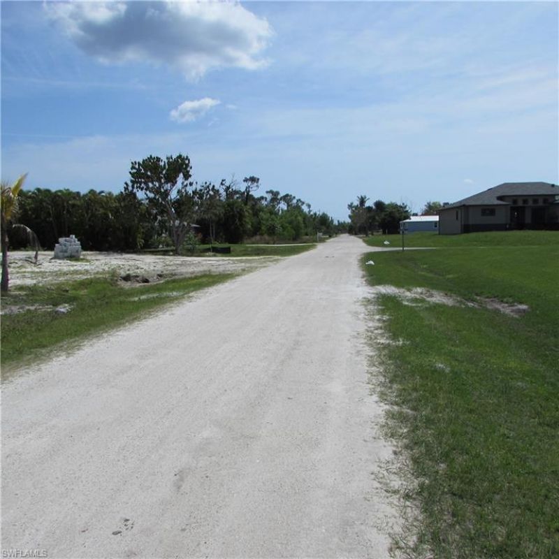 8812 Yukon Ct, Saint James City, FL 33956 Photo