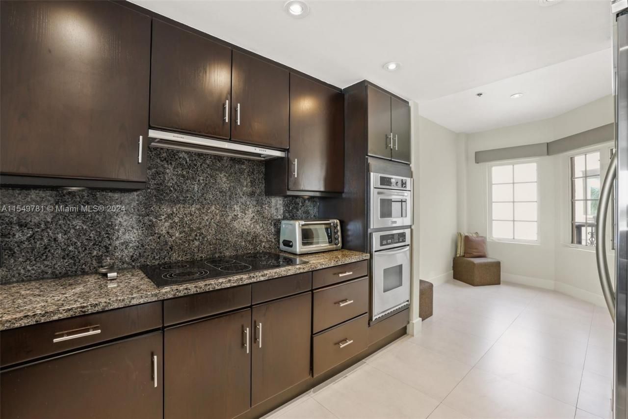 2442 Fisher Island Dr, Unit 5402, Miami Beach, FL 33109 Photo