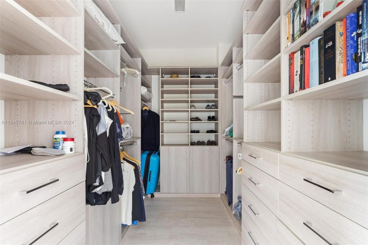 2442 Fisher Island Dr, Unit 5402, Miami Beach, FL 33109 Photo