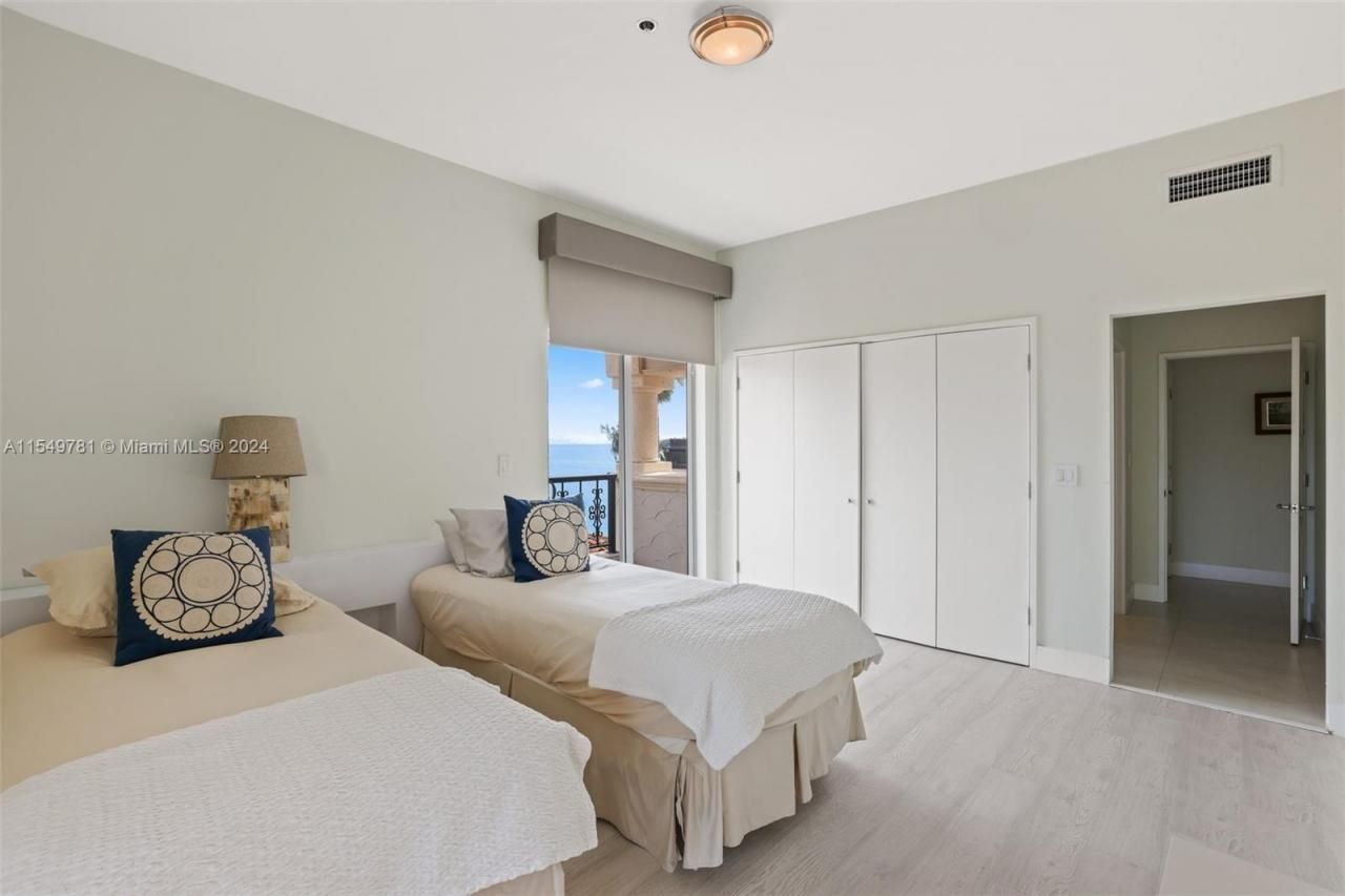 2442 Fisher Island Dr, Unit 5402, Miami Beach, FL 33109 Photo