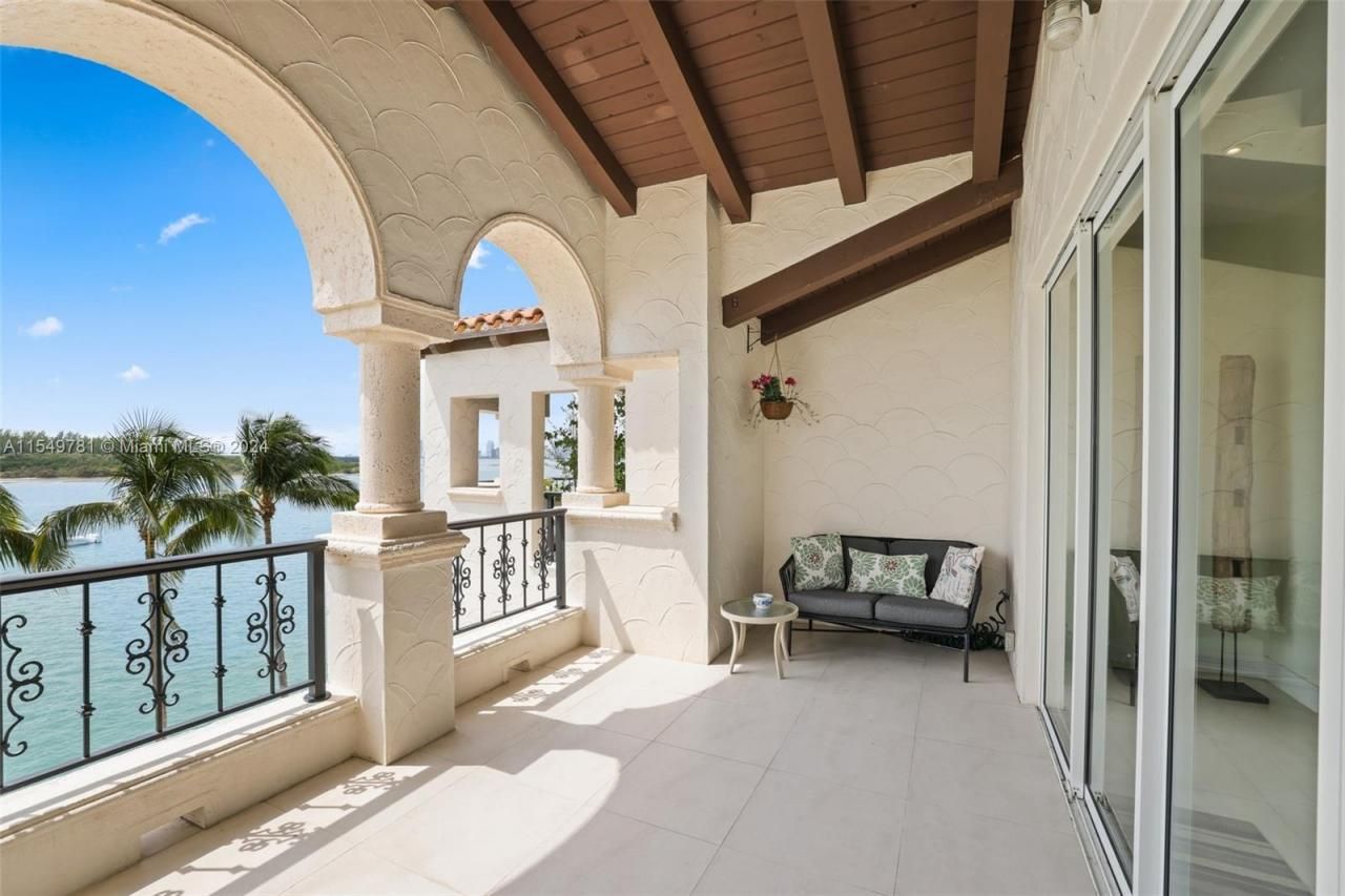 2442 Fisher Island Dr, Unit 5402, Miami Beach, FL 33109 Photo