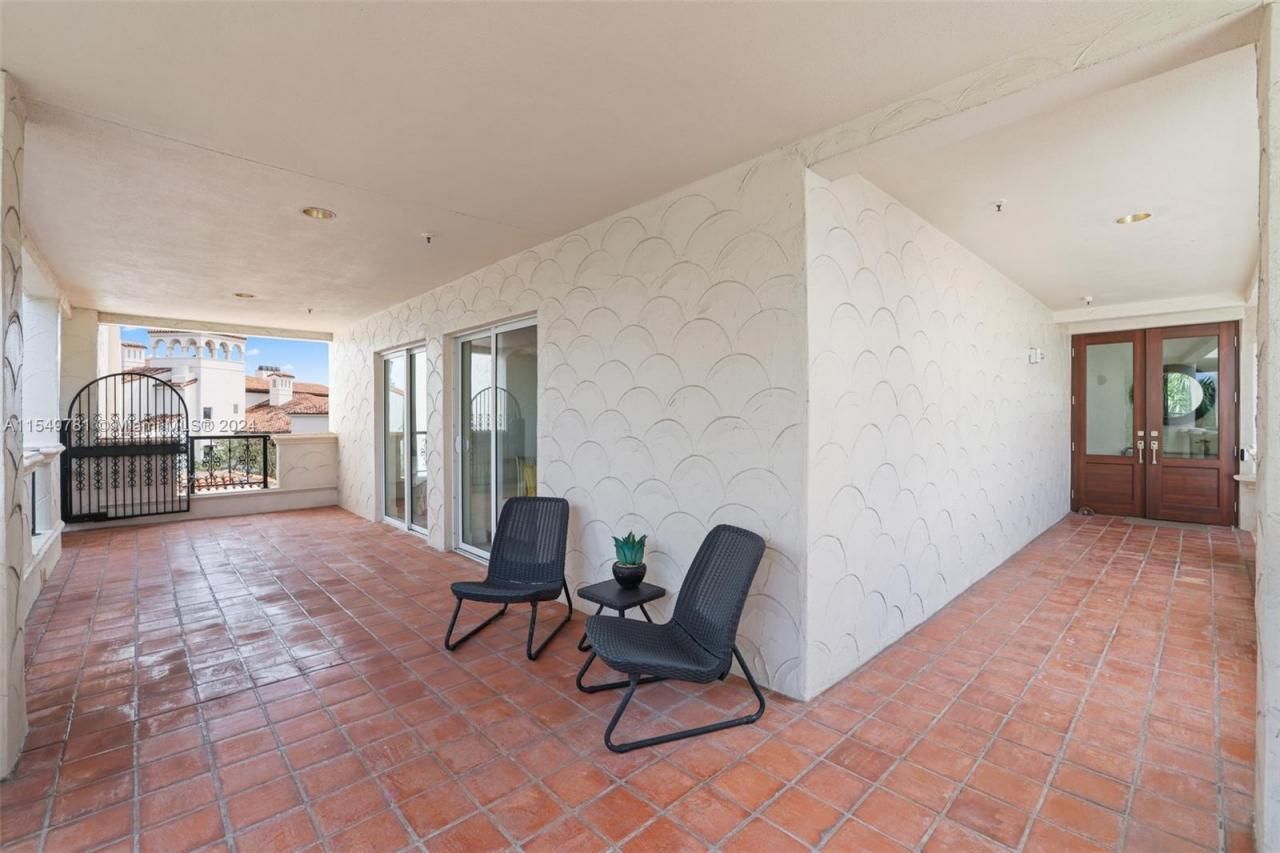 2442 Fisher Island Dr, Unit 5402, Miami Beach, FL 33109 Photo