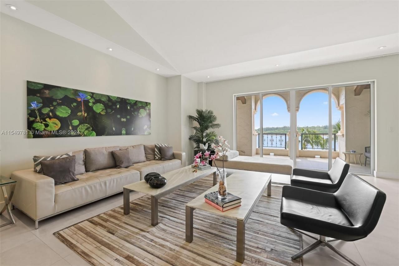 2442 Fisher Island Dr, Unit 5402, Miami Beach, FL 33109 Photo
