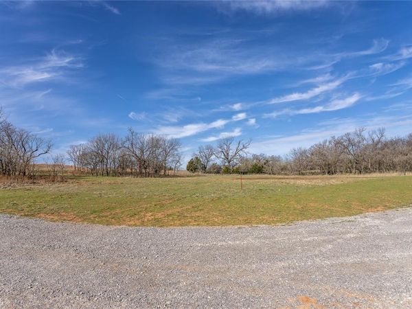 Buck Lane, Weatherford, OK 73096